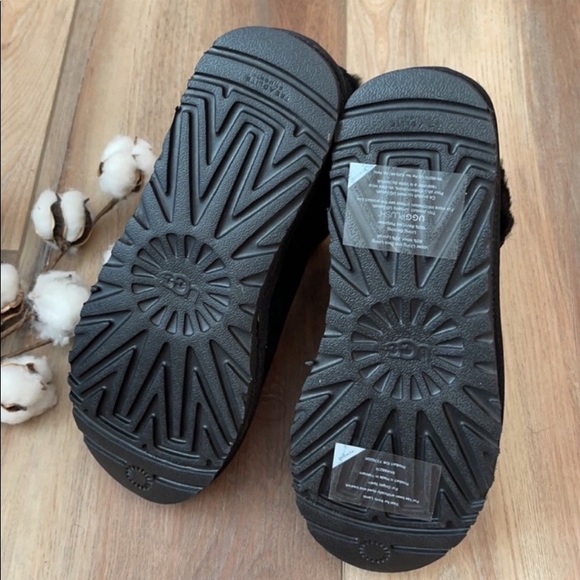 🌿UGG🌿 CLASSIC MINI FLUFF HIGH Low - Picture 11 of 12